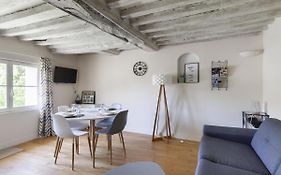 Heritage Apartment In Bayeux Near Museum Of Art